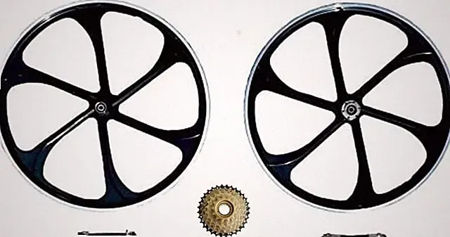CDH 26" Aluminum Mag Wheel Set/Bicycle Rim/Bike Wheels & 8 Speed Freewheel