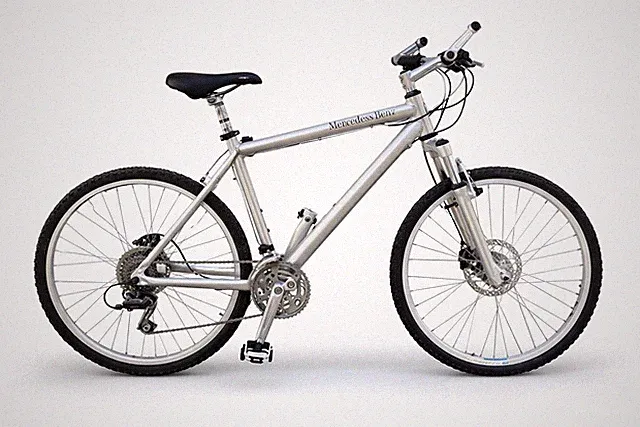 Mercedes-Benz Aluminum Mountain Bike – Shimano Deore – Hydraulic Disc Brakes